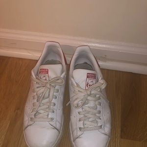 RED ADIDAS STAN SMITH SIZE 38